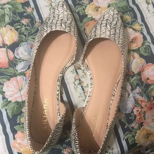 Black and white flats, size 11
